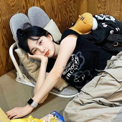 山林中头一个女人